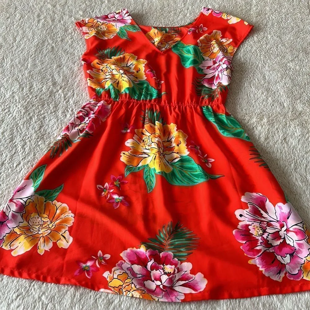 Old Navy floral dress - Picture 4 of 16
